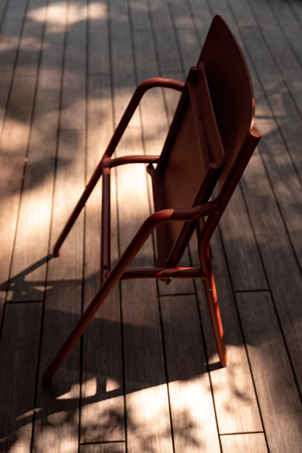 Flip-Up Chair